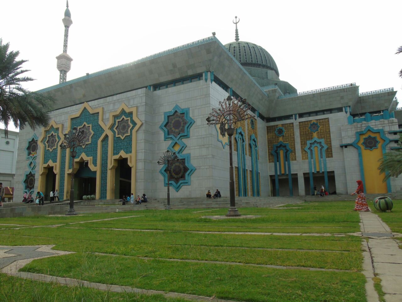 tempat wisata religi megah bak Taj Mahal India dan ...