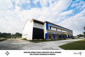 kampus terbaik di kota Medan, Akademi Pariwisata Medan