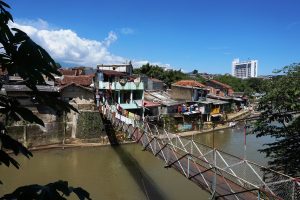 Kelenteng Pan Kho Bio, Jembatan menuju Pulo Geulis