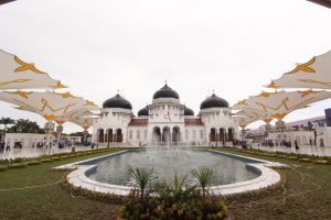 Masjid Terdekat, Masjid Raya Baitturahman
