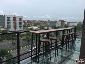 Koffie & Roofbar, rooftop cafe Surabaya